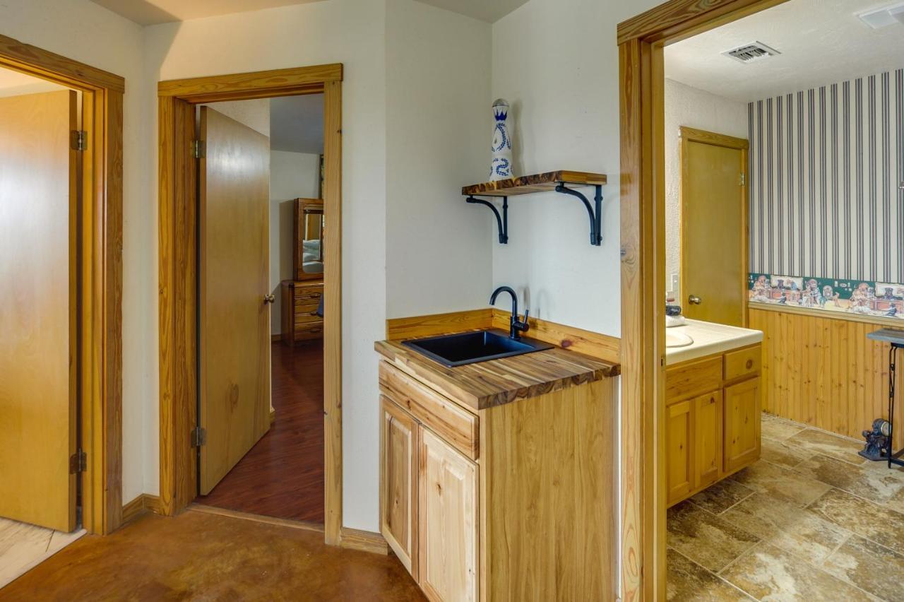 Villa Fredericksburg Retreat With Private Hot Tub And Patio! Esterno foto